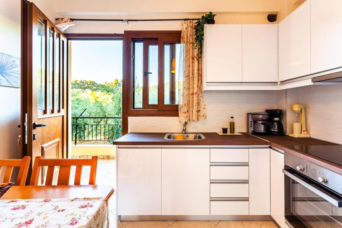 Nelly'S Seaview Retreat - Summer Cozy Getaway Διαμέρισμα Ζαχάρω Εξωτερικό φωτογραφία